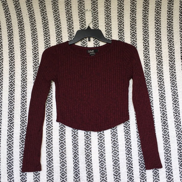 •Cropped long sleeve shirt• - Picture 1 of 3